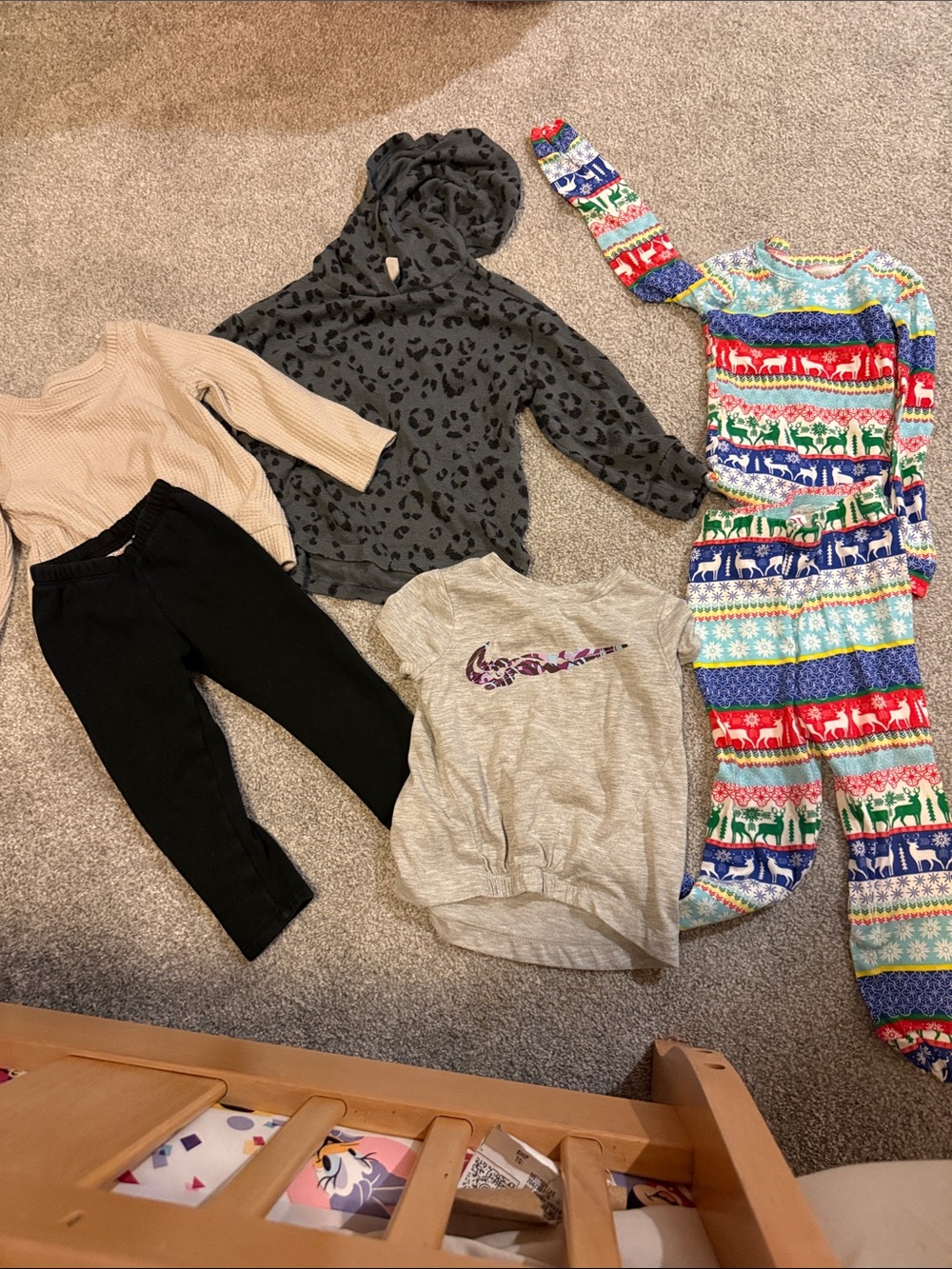 Bundle 2t. play clothing